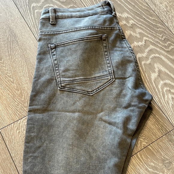 ZARA Ripped Skinny Jean - Picture 6 of 6